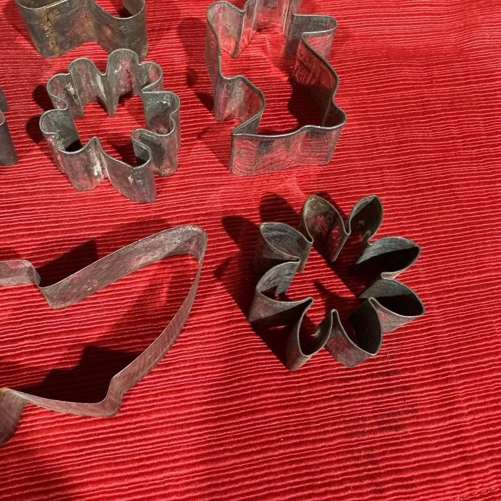 Antique Tin Old Metal Cookie Cutter Lot of 12 Folk Art‎ Kitchen Baking Holiday